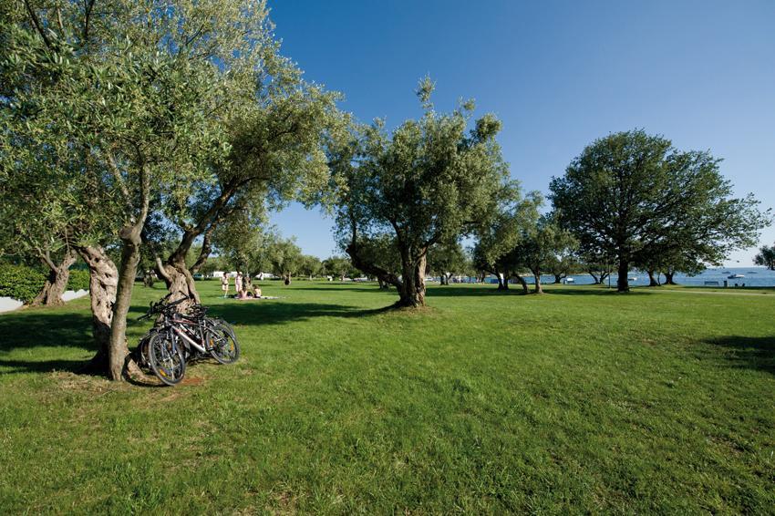 Vacanceselect Premium Lodge Polari Ровинь Экстерьер фото